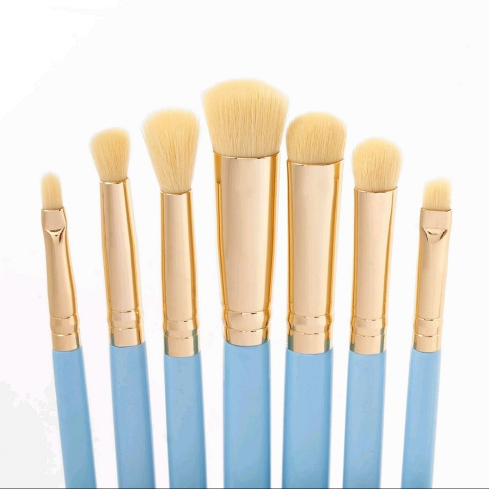 Alice in Wonderland 10 Piece Brush Set - Picture 12 of 16